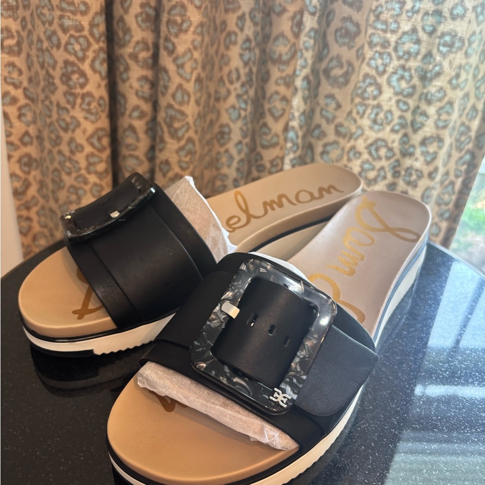 Sam Edelman Black and Tan Slide Sandals with Decorative Buckle